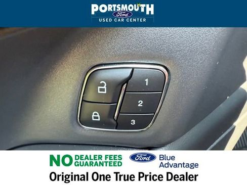 Certified 2024 Ford Expedition Platinum image 28