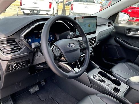 New 2026 Ford Escape Platinum w/ Premium Technology Package image 6