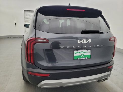 Used 2022 Kia Telluride S FWD image 6