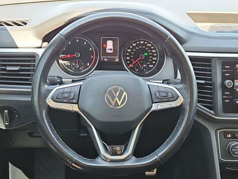 Used 2021 Volkswagen Atlas SE w/ Panoramic Sunroof Package FWD image 21