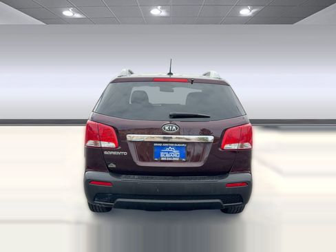 Used 2012 Kia Sorento LX image 10