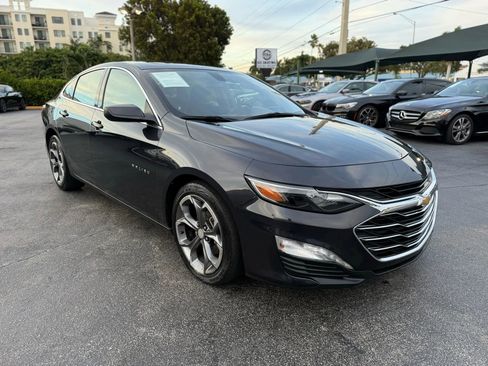Used 2022 Chevrolet Malibu LT image 9
