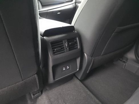 Used 2026 Nissan Rogue SV AWD/4WD image 40