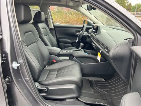 New 2026 Honda HR-V EX-L image 9