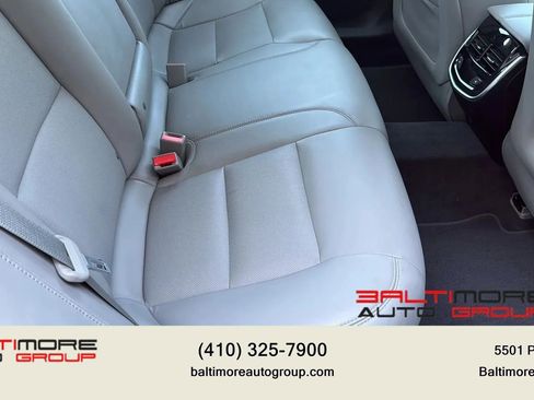 Used 2014 Cadillac XTS Luxury w/ Driver Awareness Package FWD image 29