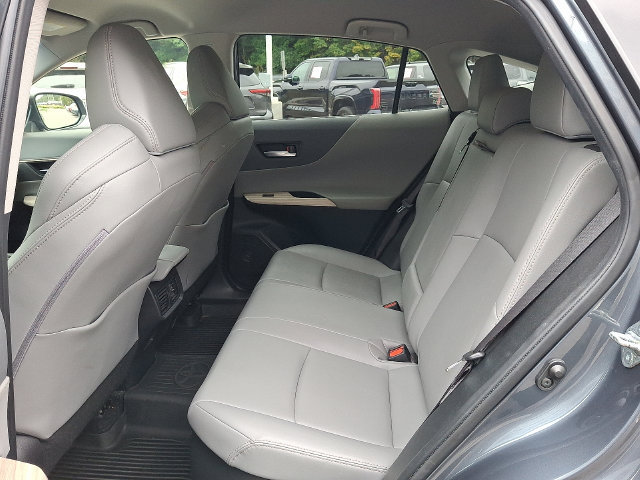 Used 2022 Toyota Venza XLE AWD/4WD image 10