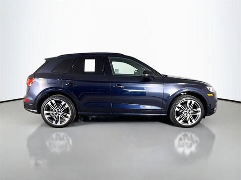 Used 2019 Audi SQ5 Premium Plus w/ Premium Plus Package image 8
