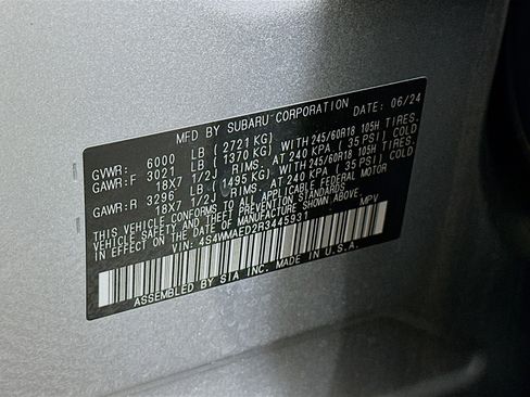 Used 2024 Subaru Ascent Premium w/ Convenience Package image 12