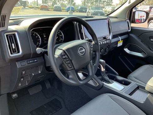 New 2026 Nissan Frontier SV w/ All-Weather Content Package image 7