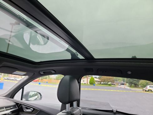 Used 2019 Audi Q7 3.0T Prestige w/ Prestige Package image 25