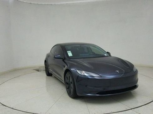 Used 2025 Tesla Model 3 Long Range image 63