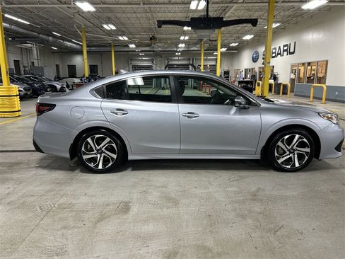Certified 2022 Subaru Legacy Limited image 9