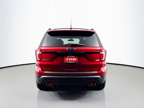 Used 2019 Ford Explorer Sport image 4
