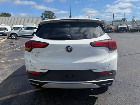 Used 2021 Buick Encore GX Preferred w/ Cold Weather Comfort Package FWD image 4