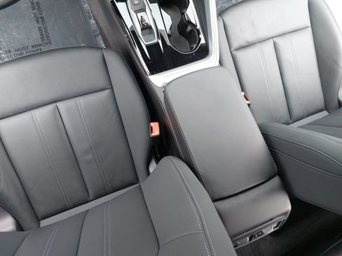 Certified 2025 Audi Q5 Premium Plus w/ Premium Plus AWD/4WD image 28