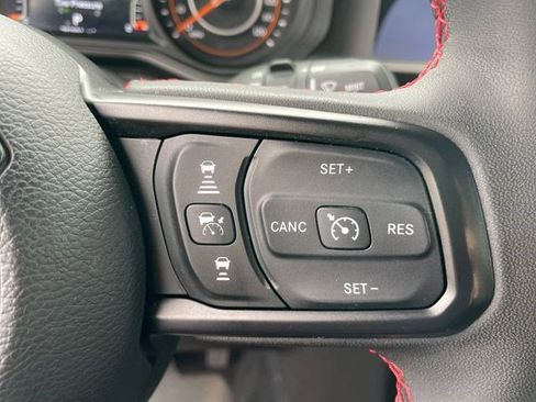 Certified 2024 Jeep Wrangler Unlimited Rubicon AWD/4WD image 38