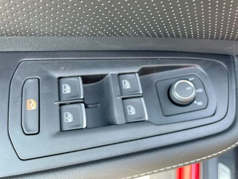 New 2025 Volkswagen Atlas SE image 38