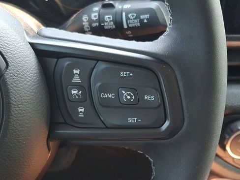 Used 2026 Jeep Wrangler Unlimited Sport AWD/4WD image 21