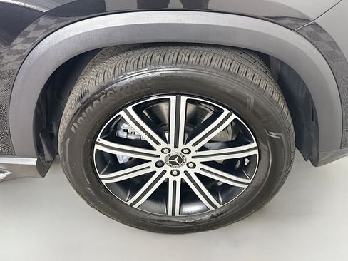 Used 2025 Mercedes-Benz GLE 450e 4MATIC image 32