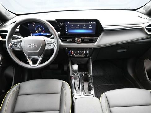 Used 2025 Chevrolet TrailBlazer ACTIV FWD image 26