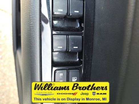 Used 2023 MAZDA CX-5 AWD 2.5 S w/ Select Package image 12