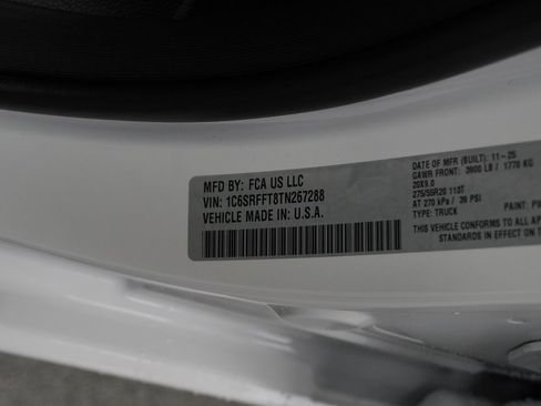 New 2026 RAM 1500 4x4 Crew Cab image 38