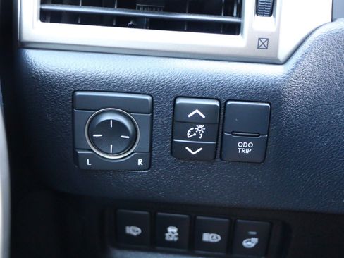 Used 2021 Lexus GX 460 Premium w/ Premium Package AWD/4WD image 22