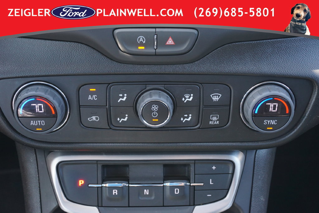 Used 2024 GMC Terrain SLT AWD/4WD image 21