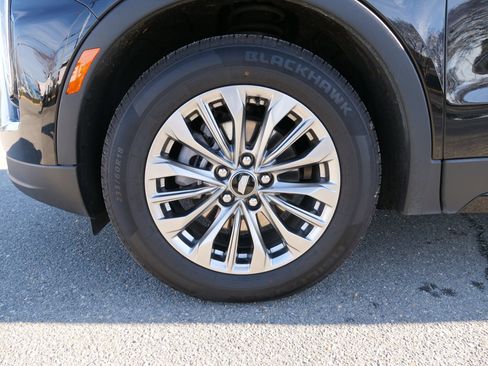 Certified 2024 Cadillac XT4 Premium Luxury image 10