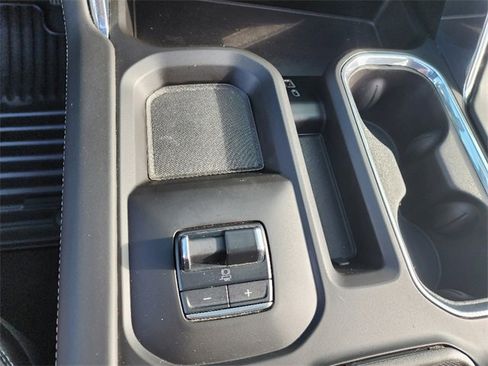 Used 2024 GMC Sierra 2500 Denali Ultimate image 36