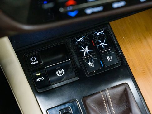 Used 2016 Lexus RX 350 350 w/ Premium Package image 18