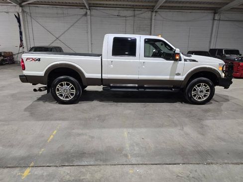Used 2015 Ford F250 King Ranch w/ FX4 Off-Road Package AWD/4WD image 15