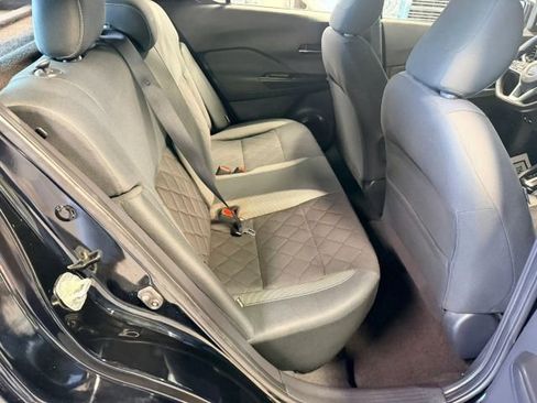 Used 2020 Nissan Kicks SV FWD image 12