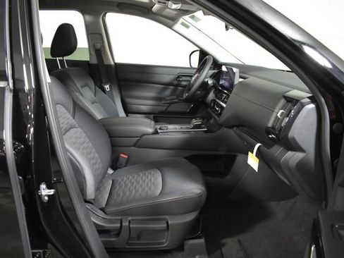 New 2026 Nissan Pathfinder SV AWD/4WD image 39