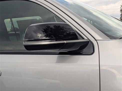 New 2026 Jeep Grand Wagoneer 4WD image 12