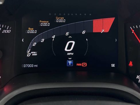 Used 2014 Chevrolet Corvette Stingray Coupe RWD image 19