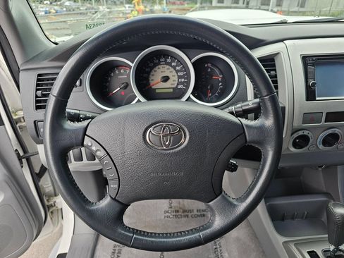 Used 2007 Toyota Tacoma 4x4 Double Cab w/ TRD Sport Pkg #3 image 23