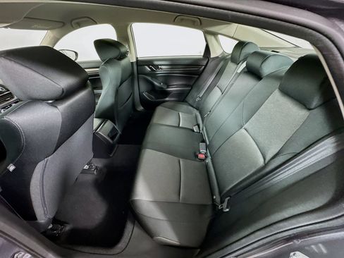 Used 2018 Honda Accord LX image 23