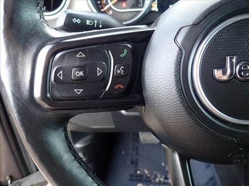 Used 2018 Jeep Wrangler Unlimited Sport S image 13