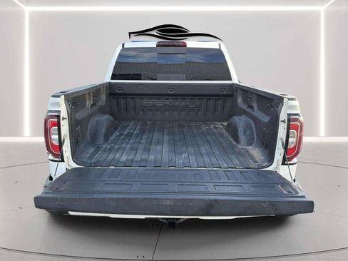 Used 2016 GMC Sierra 1500 Denali w/ Enhanced Driver Alert Package AWD/4WD image 31
