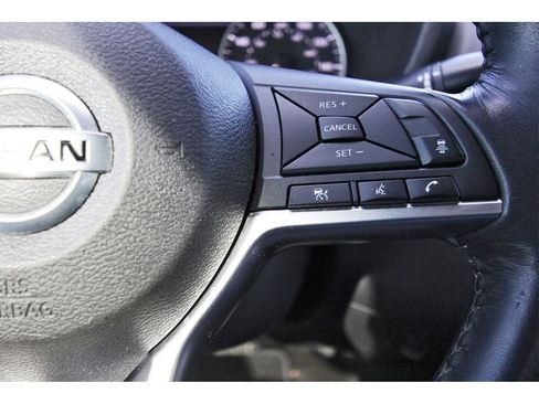 Used 2020 Nissan Sentra SV image 12