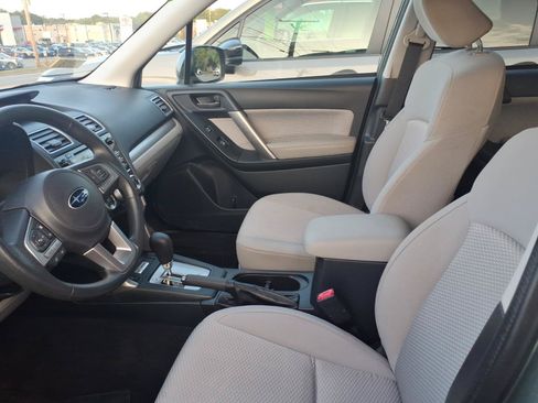 Used 2018 Subaru Forester 2.5i Premium w/ All-Weather Package AWD/4WD image 7
