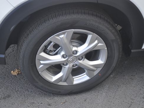 Certified 2025 Honda HR-V LX image 9