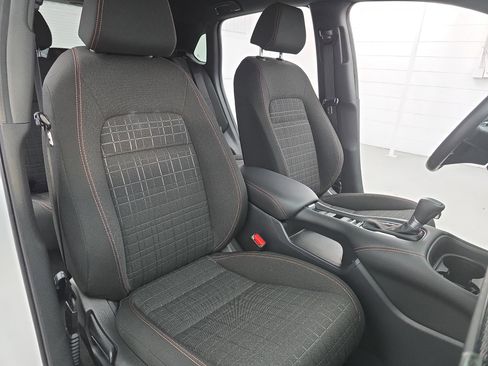 Certified 2024 Honda HR-V Sport image 10