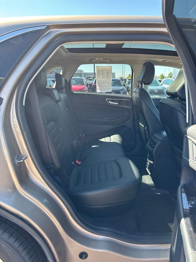 Used 2020 Ford Edge SEL w/ Convenience Package AWD/4WD image 29