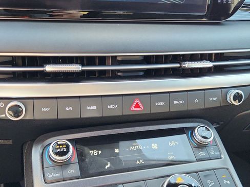 Used 2025 Hyundai Palisade Calligraphy AWD/4WD image 25