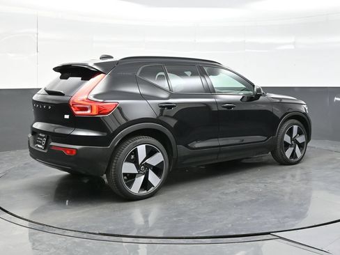 Used 2023 Volvo XC40 Recharge Ultimate w/ Protection Package Premier AWD/4WD image 7