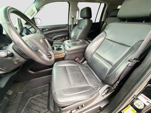 Used 2015 Chevrolet Suburban LT image 22