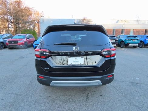 Certified 2023 Honda Pilot EX-L image 5