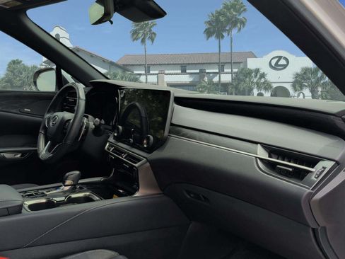 Certified 2023 Lexus RX 350 FWD w/ Accessory Package (Z1) image 30